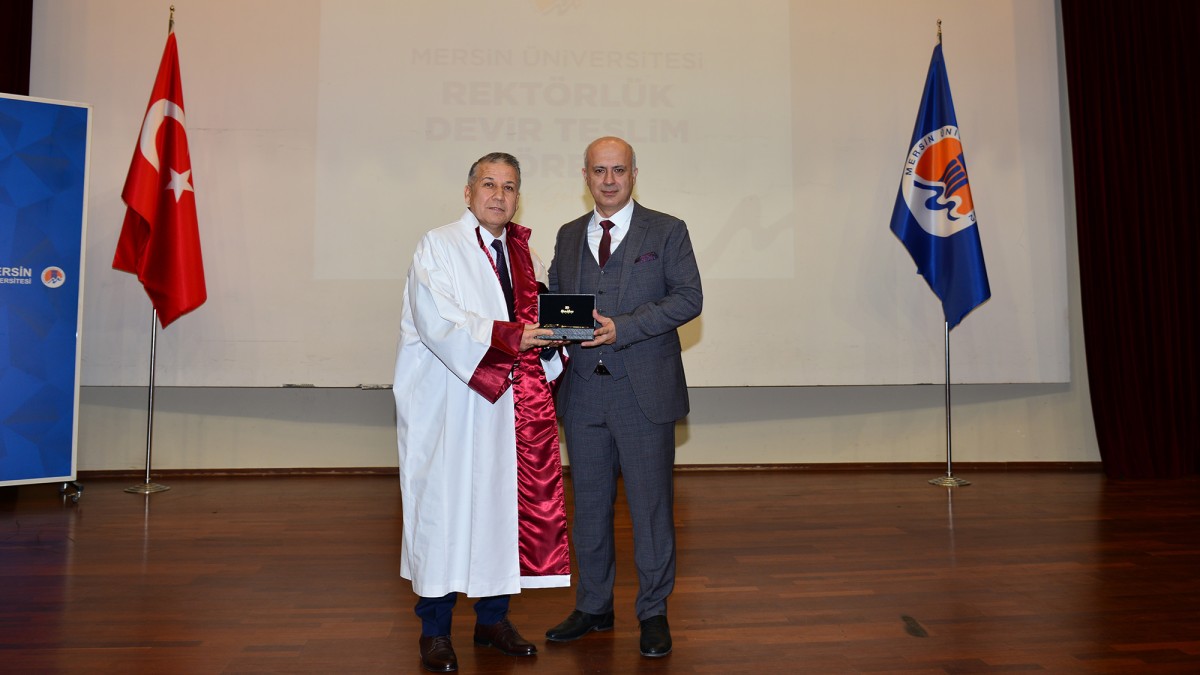 Prof. Dr. Erol Yaşar Düzenlenen Rektörlük Devir Teslim Töreni ile Yeni Görevine Başladı