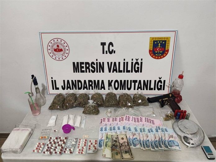 Jandarmadan Uyuşturucu Madde Operasyonu (8) Gözaltı