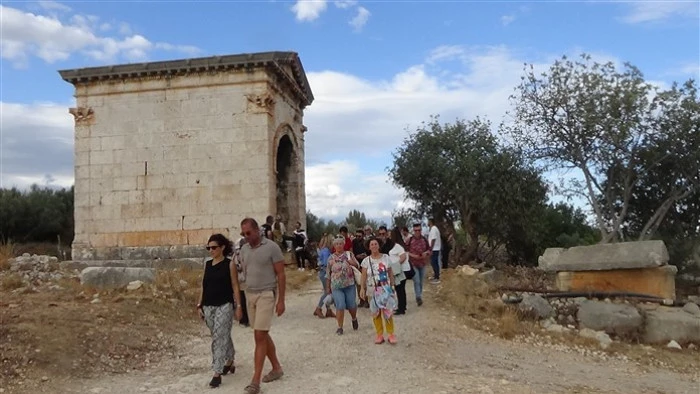 2 Bin 200 Yıllık Elaiussa Sebaste Antik Tiyatroda Konser