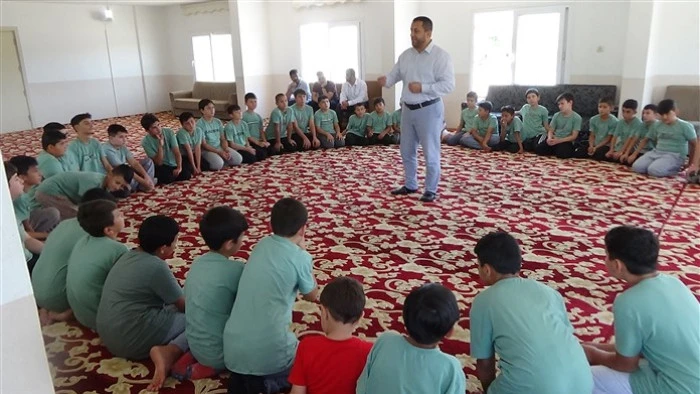 Yaz Kur’an Kurslarında Öğrenciler Hem Öğreniyor, Hem de Eğleniyorlar