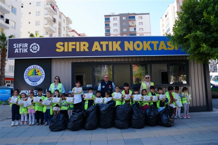‘Takipçim Kadar Çöp Topluyorum’ diyerek farkındalık oluşturdu bir sürü çöp topladı