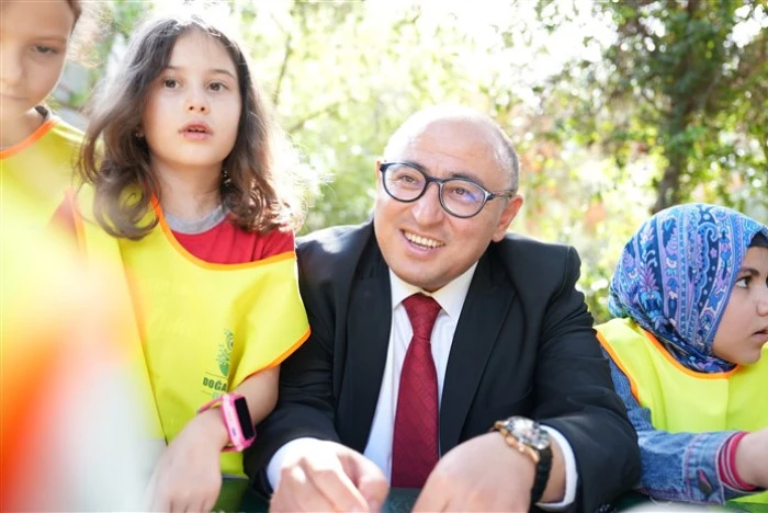 Akdeniz’in Simgesi Kum Zambakları Koruma Altında, Koparmanın Cezası 2 Milyon 800 bin lira