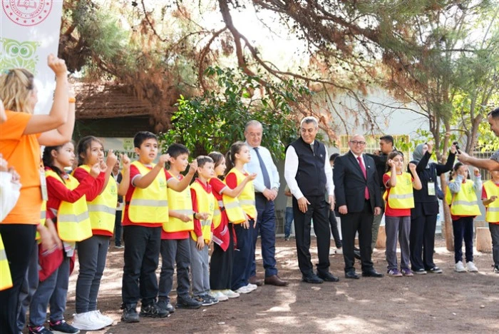 Akdeniz’in Simgesi Kum Zambakları Koruma Altında, Koparmanın Cezası 2 Milyon 800 bin lira