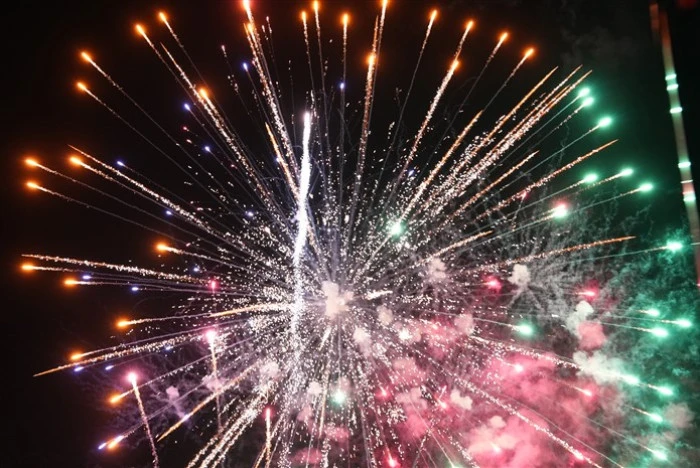 Binlerce Kişi Meşaleyi Cumhuriyet İçin Yaktı