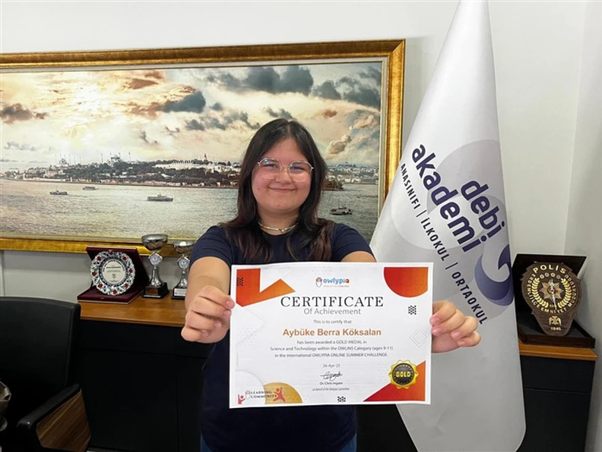 Dünya Birincisi ‘Debi Akademi’den