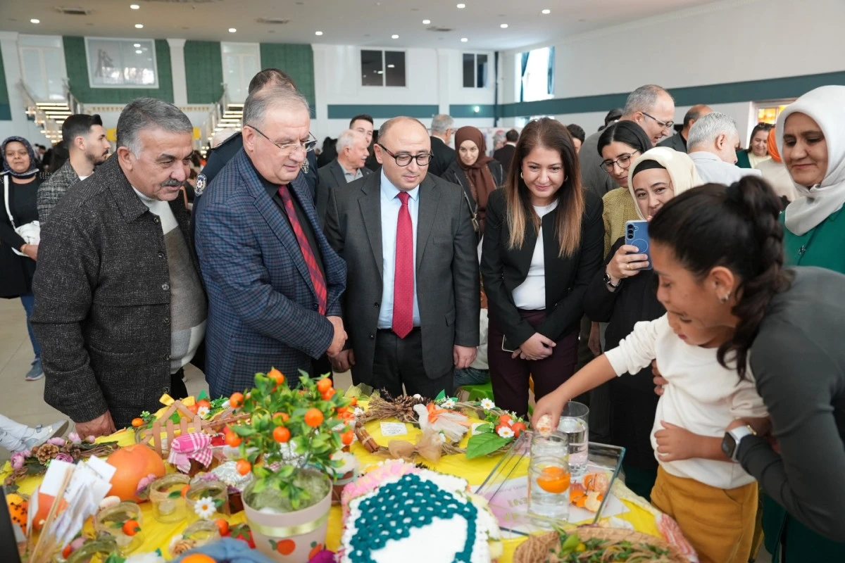 Erdemli&rsquo;de &lsquo;&rsquo;Yerli Malı Haftası&rsquo;&rsquo; Şenliği