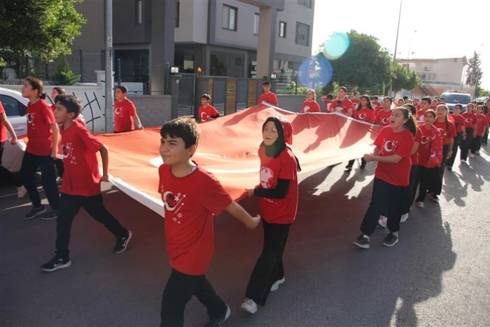 Erdemli’de Şehit Jandarma Astsubay Üstçavuş Celil Mutlu’ya Cumhuriyet Bayramında Vefalı Davranış