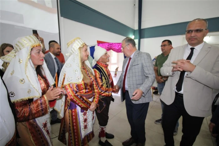 Erdemli Halk Eğitimden Muhteşem Sergi, 7 Bin 500 El Emeği Göz Nuru Eser Sergiye Çıktı