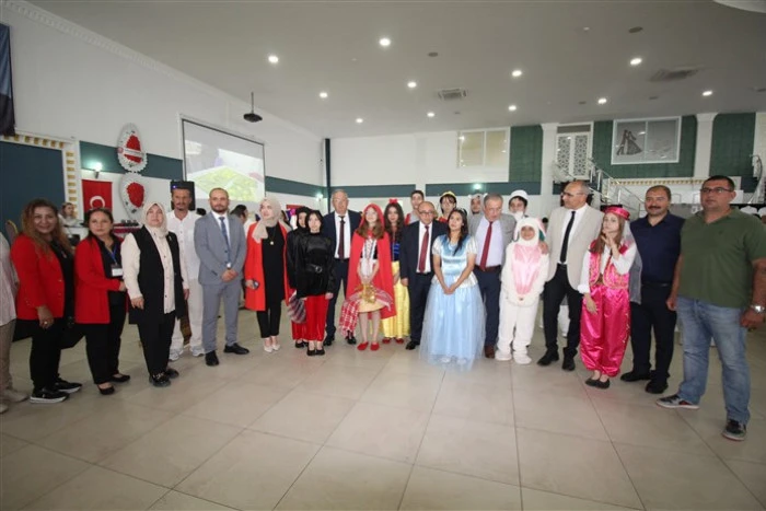 Erdemli Halk Eğitimden Muhteşem Sergi, 7 Bin 500 El Emeği Göz Nuru Eser Sergiye Çıktı