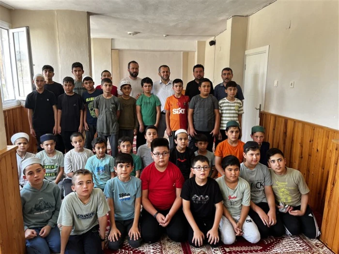 Yaz Kur’an Kurslarında Öğrenciler Hem Öğreniyor, Hem de Eğleniyorlar