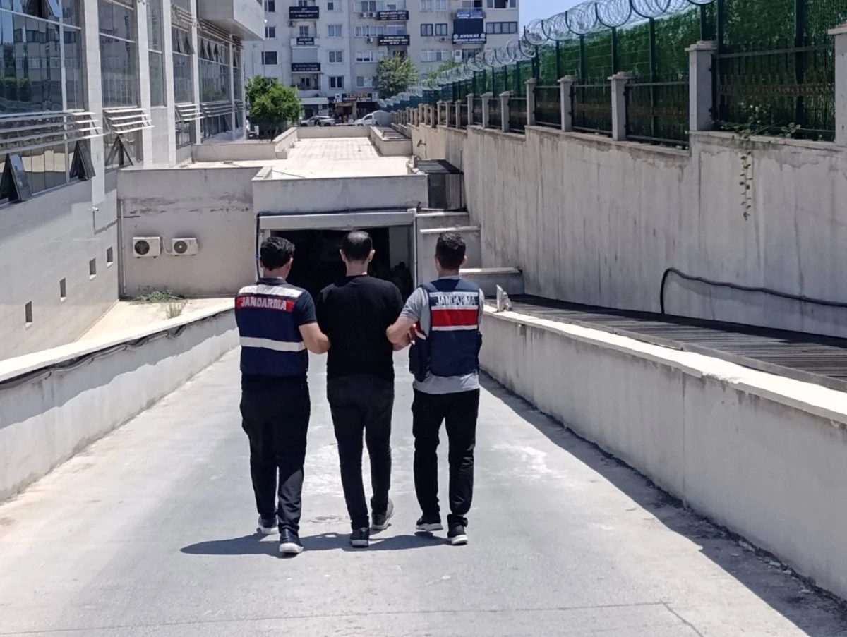 Jandarmadan Ter&ouml;r Operasyonu, 2 Kişi Tutuklandı