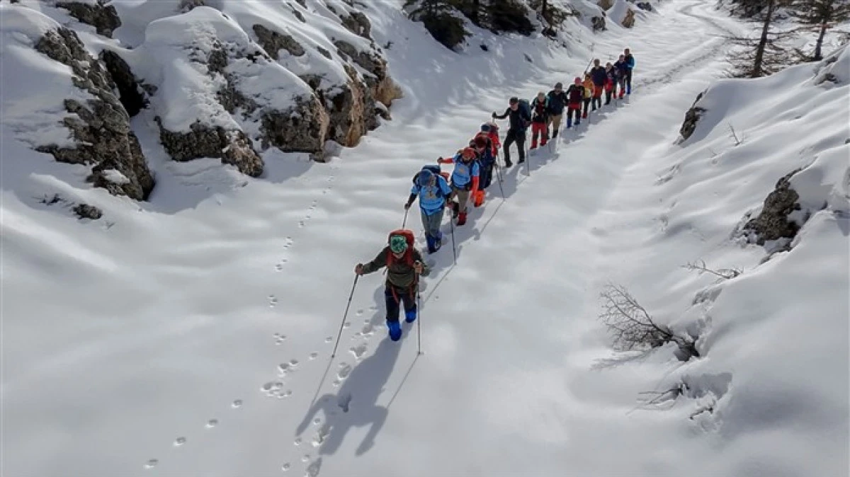 Rotasızlar Zirvede Y&uuml;r&uuml;meyi Seviyor