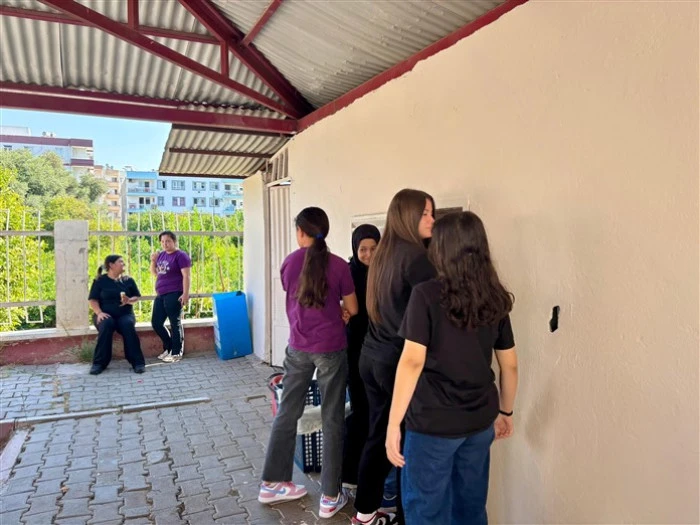 Erdemli Belediyesi Zabıtası’ndan Kırtasiye ve Kantin Denetimi