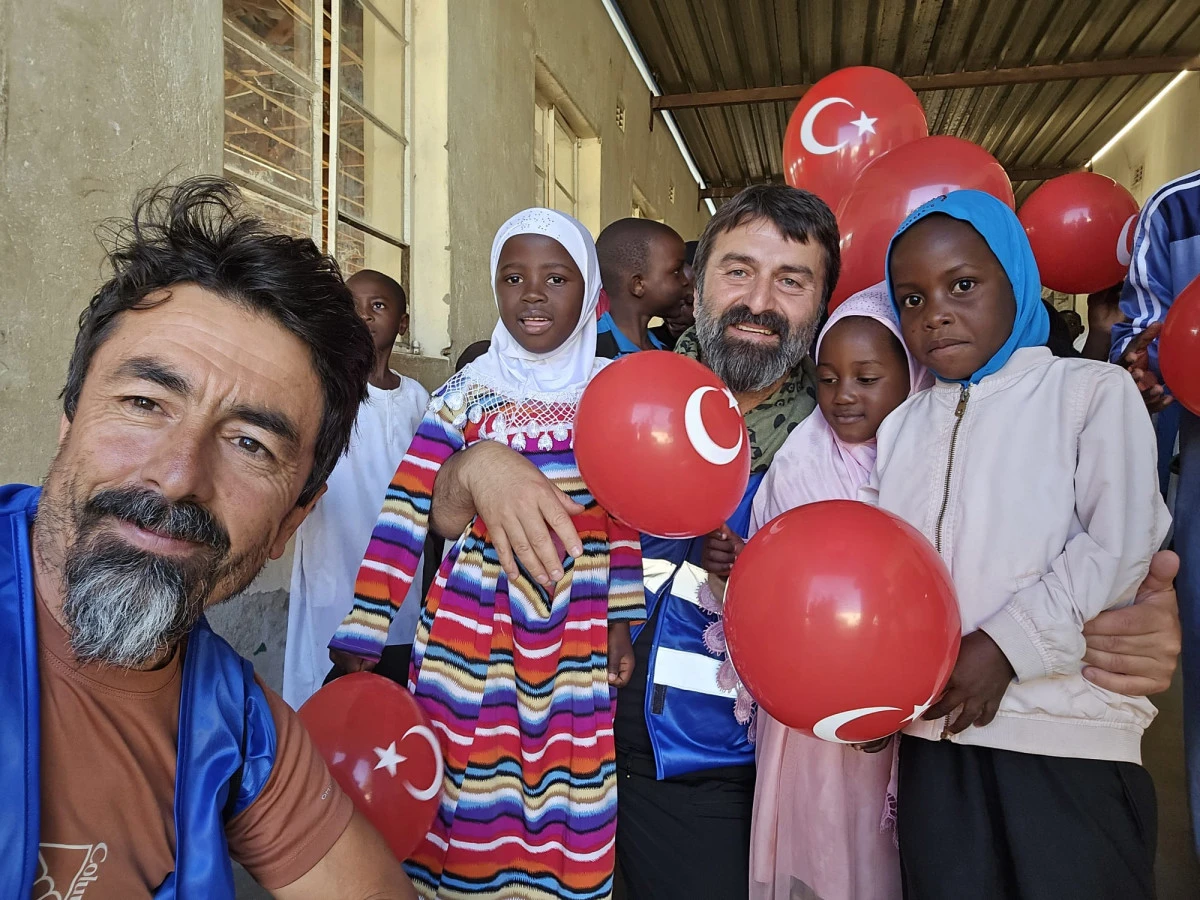Yetim Vakfı Kurban Bayramı'nda 29 ülkede 555 bin kişiye ulaştı